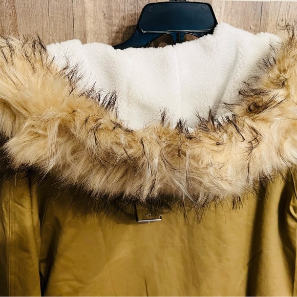 Jackets & Blazers - Tan Coat, Hooded, Sz S/M